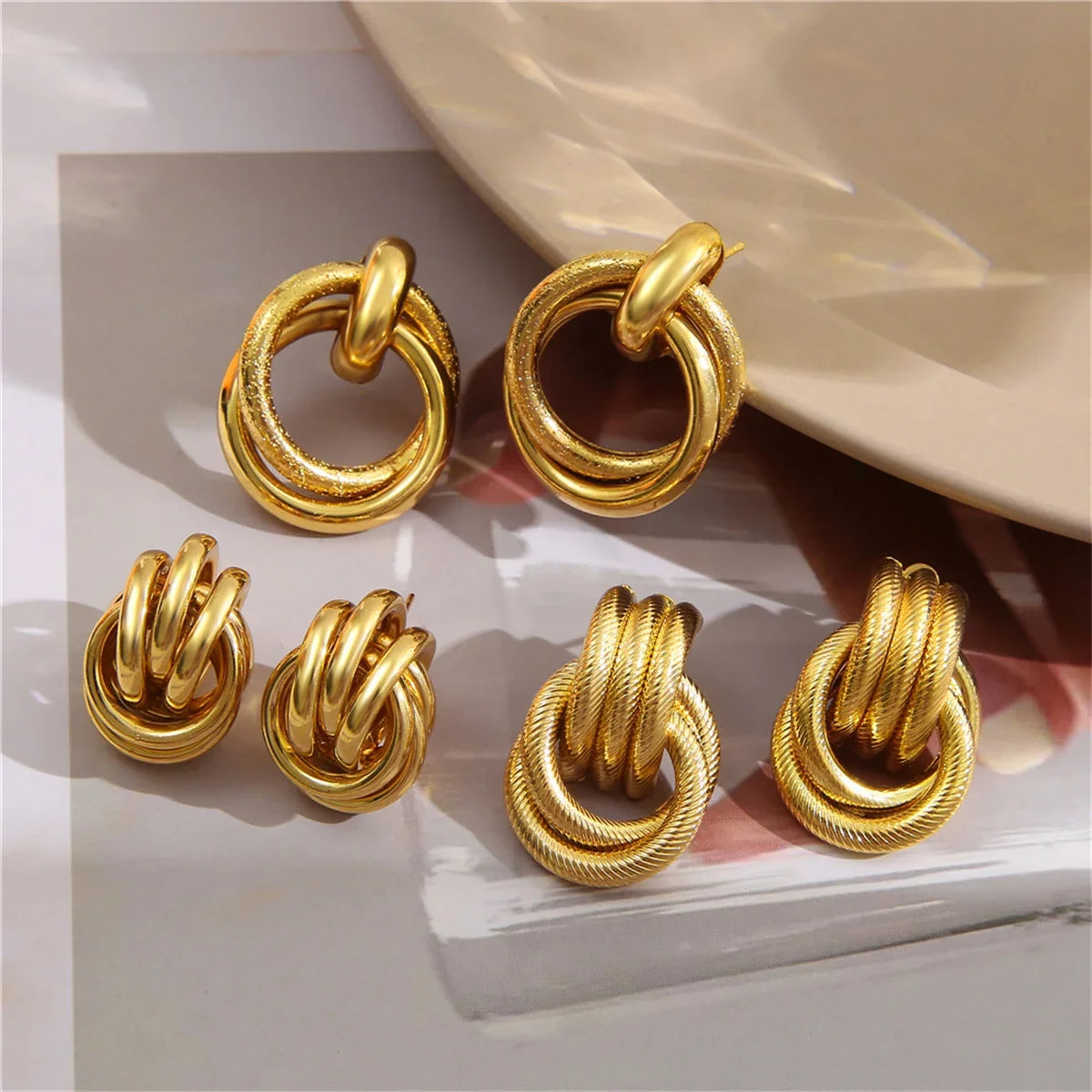 Vintage Twist Round Earrings Set for Women 2025 Boho Metal Gold Color Dangle Earrings Geometric Fashion Jewelry Trendy