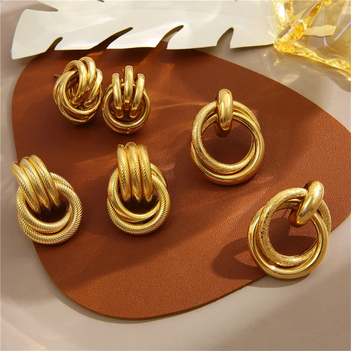 Vintage Twist Round Earrings Set for Women 2025 Boho Metal Gold Color Dangle Earrings Geometric Fashion Jewelry Trendy